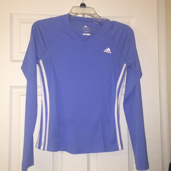adidas Tops - ❤️ 6 DOLLARS ADIDAS ATHLETIC TOP❤️
